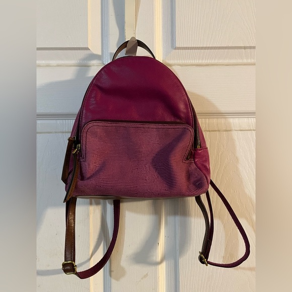 Fossil backpack, flawless condition looks brand new, never worn - Picture 1 of 6